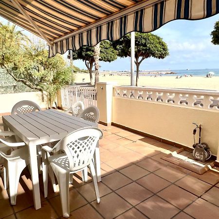 Casa Comoda Delante De La Playa Con Vista Al Mar Камбрильс Экстерьер фото